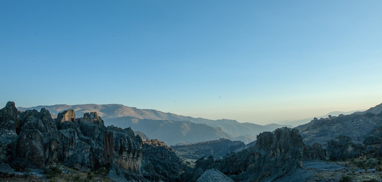 Bosque de peidras. City of Rocks. Peru. Jatun de Machay. Sunset panorama
