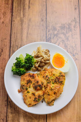 鶏むね肉のピカタ