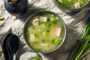 Healthy Japanese Tofu Miso Soup