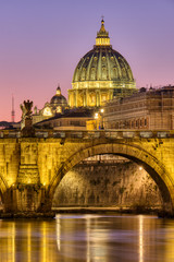 Fototapeta na wymiar The St. Peters Basilica in the Vatican City, Italy, at twilight