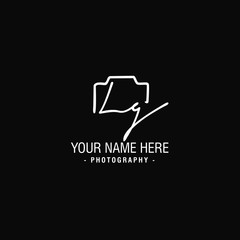 Lg Initial Signature Photography Logo