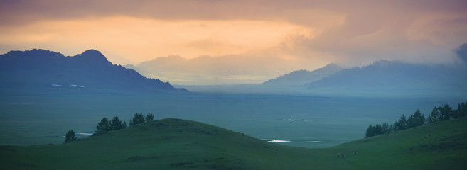 Fototapeta na wymiar Mountain valley at sunset, mountain landscape, panoramic view