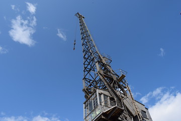 Fototapeta na wymiar Historic crane at Bristol harbour