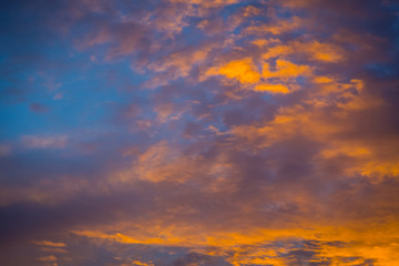Fototapeta premium clouds sky before sunset