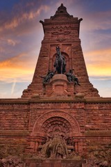 Das Barbarossadenkmal im Kyffhäuser Thüringen Deutschalnd