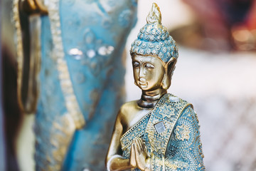 Figurine en bronze représentant le bouddha