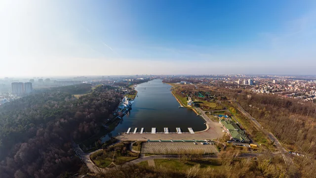 Jezioro Maltanskie i tor regatowy w Poznaniu, widok z lotu ptaka