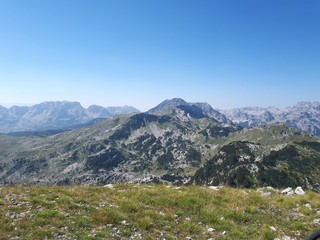 Fototapeta na wymiar Scenic mountain panorama of alps