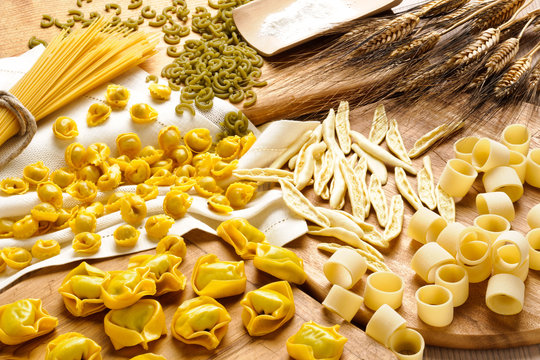 Pasta ripiena e pasta di semola italiana, ambientazione