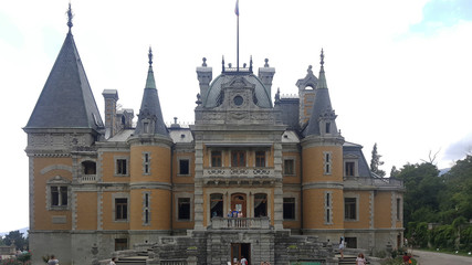 Fototapeta na wymiar Massandra Palace in Yalta