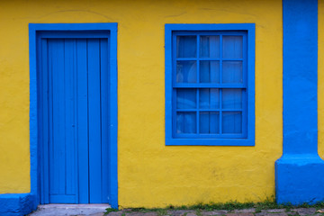 Fototapeta na wymiar colorfull houses