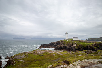 Fanad Head Lighthouse was conceived as essential to seafarers following a tragedy which happened over 200 years ago. In December 1811 the frigate “Saldanha” sought shelter from a storm. 