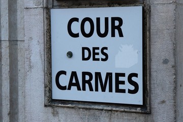 Cour des Carmes - Cour de l'ancien couvent des Grands Carmes du 17 ème siècle à Besançon, ville de Besançon - Département du Doubs - Région Bourgogne Franche Comté - France