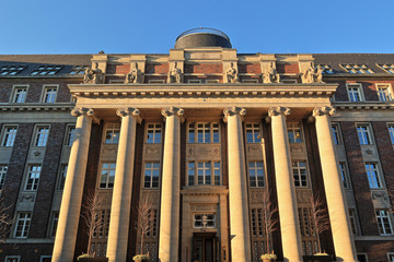 Ehemaliges GErichtsgebäude in Düsseldorf, heute das Andreasquartier