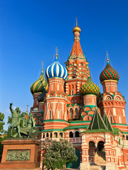 Fototapeta na wymiar St. Basil's Cathedral on Red Square in Moscow, Russia.