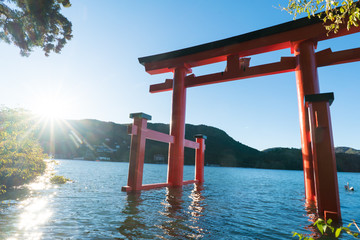 箱根神社の赤鳥居