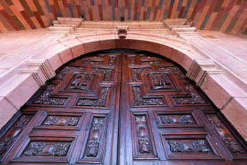 Obraz premium Landmark cathedral of San Miguel Archangel (Parroquia De San Miguel Arcangel) in historic city center of San Miguel De Allende, Mexico