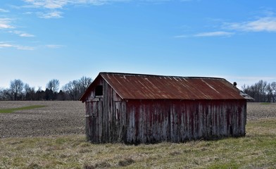 Fototapeta premium old barn in field