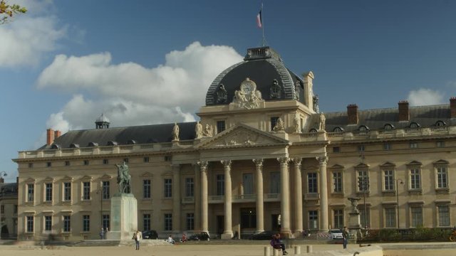 Ecole militaire