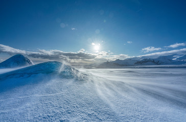 アイスランド　ヴァトナヨークトル氷河 氷のコブ