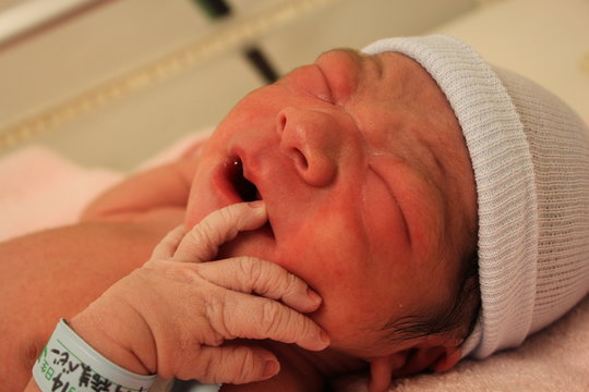 1 195 最適な 生まれたての赤ちゃん 画像 ストック写真 ベクター Adobe Stock