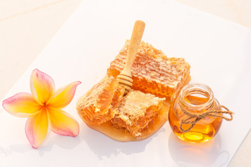 Fototapeta na wymiar Pure natural honey, full of nutrition,select focus.