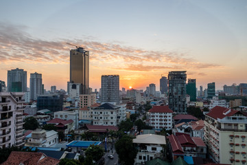 Fototapeta premium Sunset in the capital of Cambodia, Phnom Penh