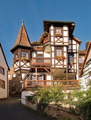 Fachwerkhaus in der Altstadt von Neuleiningen in Rheinland-Pfalz, Deutschland 