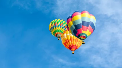 Foto op Canvas Kleurrijke heteluchtballonnen in de lucht © Mariusz Blach