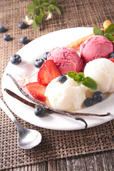 ice cream vanilla and strawberry ice cream in plate