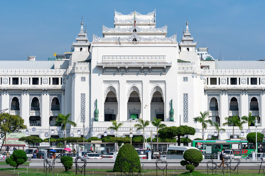 City Hall from Mahabandoola Garden