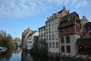 Fototapeta na wymiar Timber houses at a canal in Strassbourg