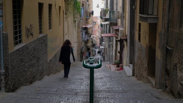 N&aacute;poles. Calle en el barrio de San Carlo all'Arena. Campania, Italia, Europa.