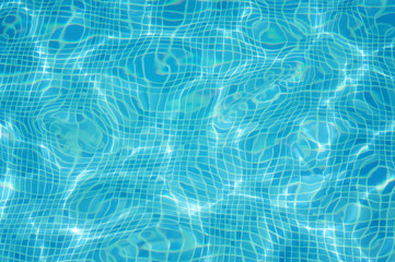 Small waves in swimming pool