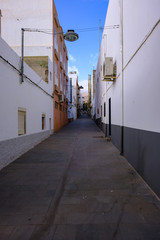 Schmale Gasse in Morro Jable auf Fuerteventura