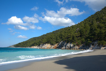 Fototapeta na wymiar A beautiful beach on the island of Skopelos, Greece . her name is Kastani beach
