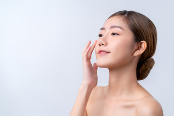 Obraz na płótnie Canvas skincare and makeup concept beautiful asian female woman with healthy facial skin close up portrait studio shot