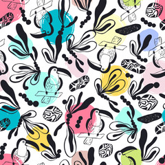 Tropical seamless pattern with toucans. Vector background.