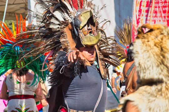 Aztec dancers dancing,The tuft of the denzante is very beautiful and striking