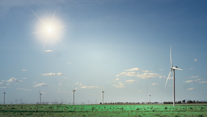 Molino eolico, energia renovable, verde campo