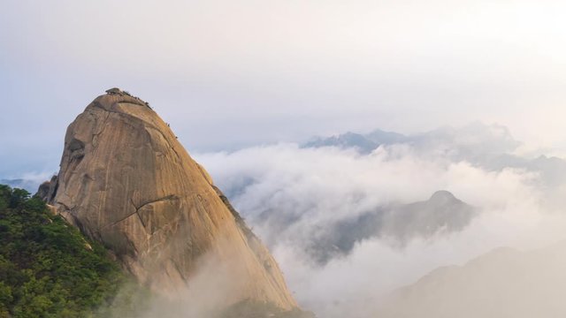 4k Tima lapse of Bukhansan Mountain in Seoul City,South Korea