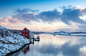 Fototapeta premium Winter and cold at Salhus marina in Brønnøy municipality, Northern Norway