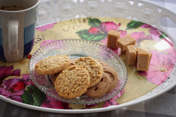 integral biscuit with brown sugar in cube