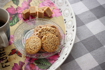 integral biscuit with brown sugar in cube