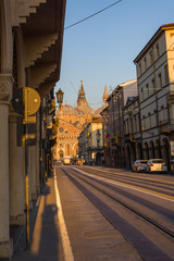 Fototapeta premium View of the landmark of the Pontifical Basilica of Sant'Antonio da Padova (Pontifical Basilica of Sant'Antonio of Padua), known as the Saint at sunset