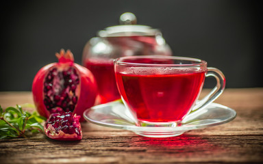 Hot pomegranate tea