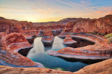 Magnificent view of Reflection Canyon during sunrise Arizona USA - obrazy, fototapety, plakaty