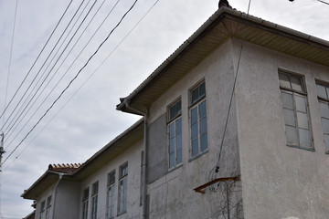 日本の岡山県玉野市の古くて美しい建物たち