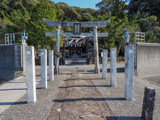 鳴無神社