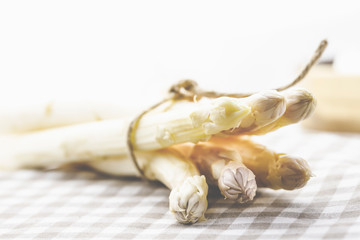 Spargel, Nahaufnahme, Asperagus, Frühling frisch in der Küche. 